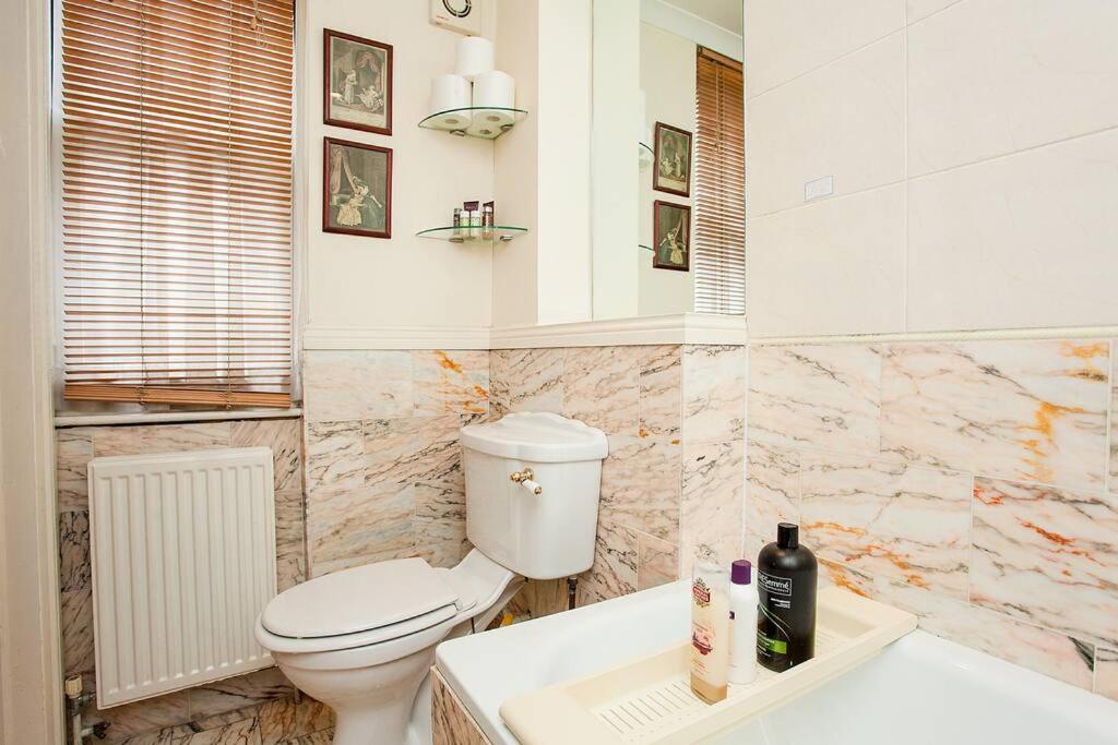Bright 2 Bedroom Flat In Central Londres Exterior foto