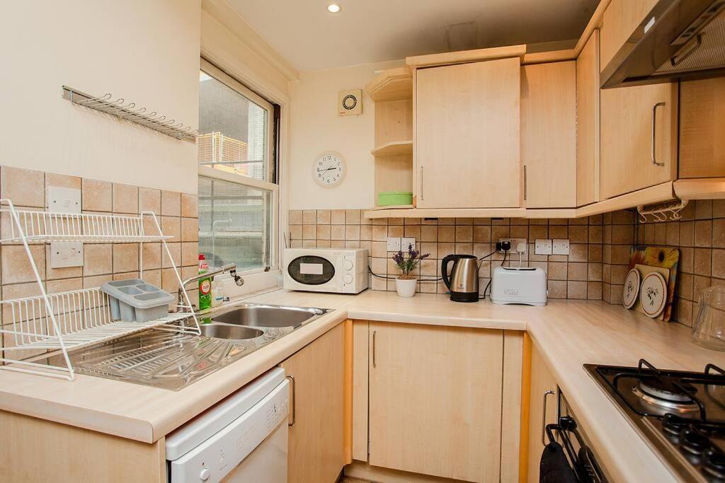 Bright 2 Bedroom Flat In Central Londres Exterior foto
